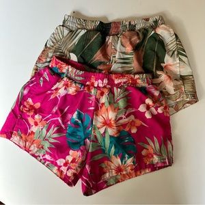 Set of Tropical Active Shorts